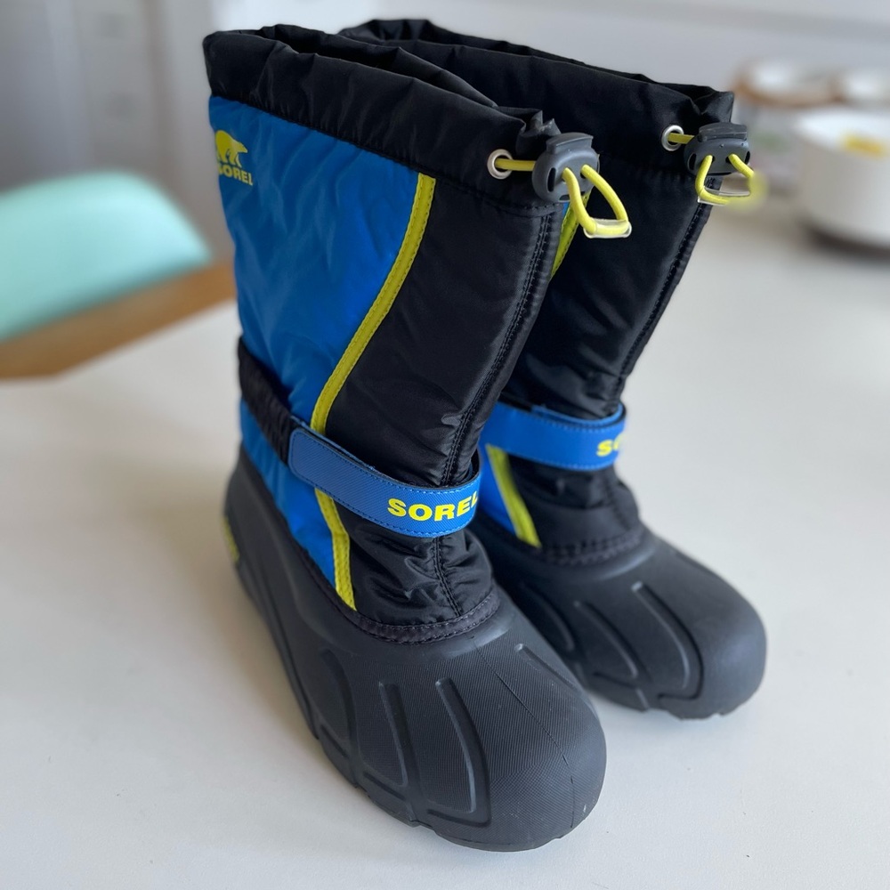 Big boys Sorel winter snow boots - Size 7
